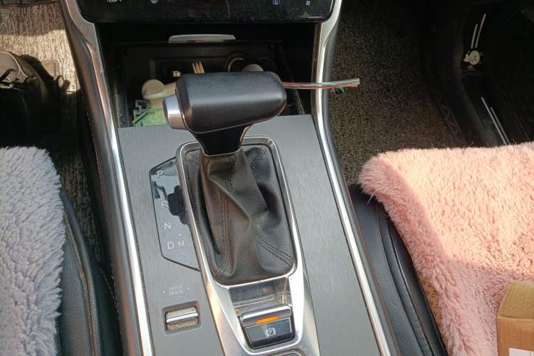 Used CHANGAN CS75 2021 Honor Million Edition 280T DCT Luxury Model
