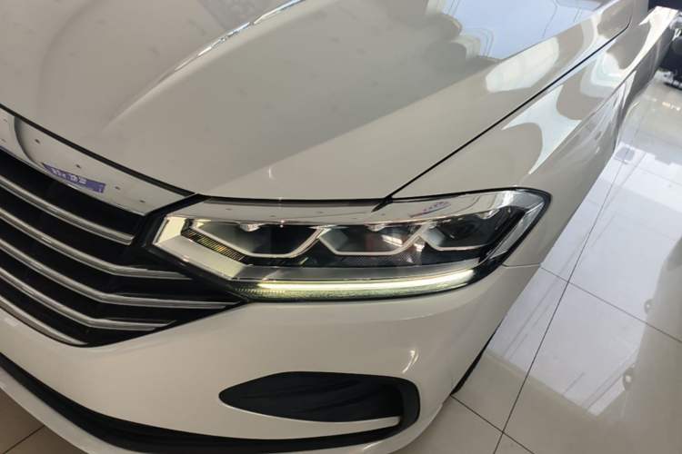 Used Volkswagen Lavida 2023 1.5L Automatic De Yi Edition