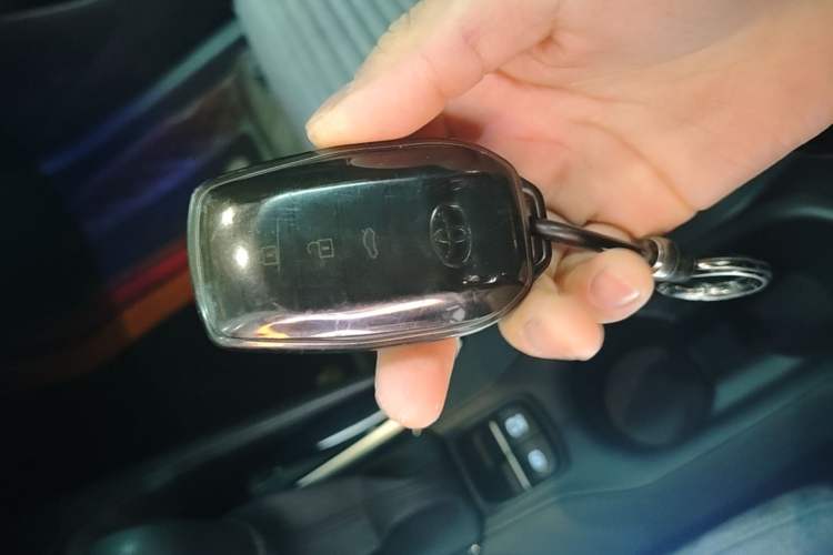 Used Toyota Corolla 2023 1.8L Smart Electric Hybrid Dual-Motor Elite Edition Vehicle Key