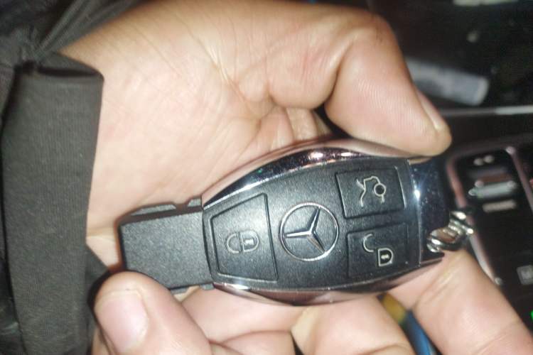 Used Mercedes-Benz GLC 2016 GLC 260 4MATIC Luxury Model