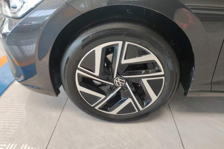 Used Volkswagen Sagitar 2026 Model 30 Million Units Selected 300TSI DSG Surpassing Edition Left Front Wheel Hub