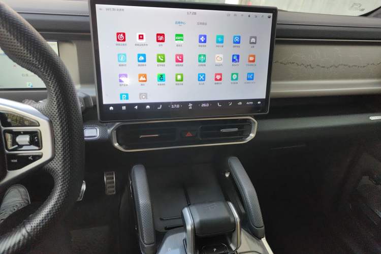 Used JETOUR Traveler 2023 2.0T All-Wheel Drive CrossPRO+ Audio And AC Panel