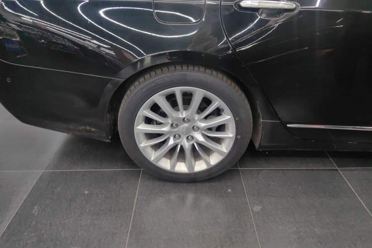 Used Cadillac CT6 2017 28T Premier Model Right Rear Wheel Hub
