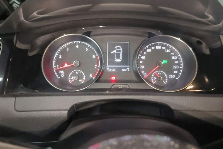 Used Volkswagen Golf 2015 1.4TSI Automatic R-Line