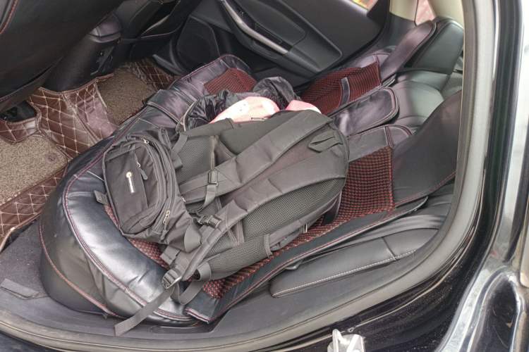 Used Ford Escort 2015 1.5L Manual Fashion Edition