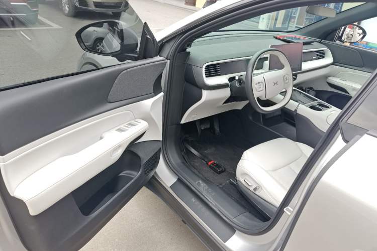 Used XPeng G6 2023 755 Ultra-Long Range Pro
