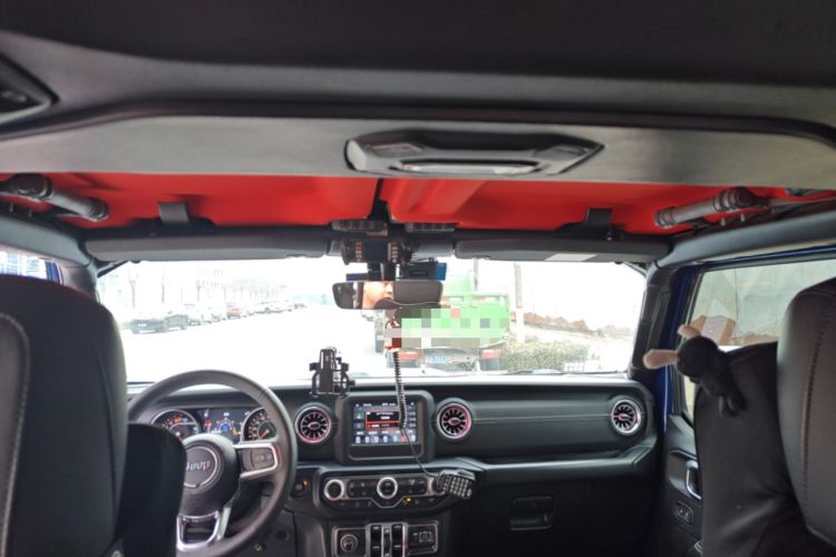 Used Jeep Wrangler 2019 2.0T Sahara 4-Door Version China V Standard
