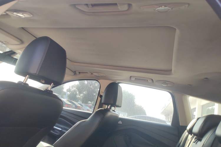 Used Ford Kuga 2015 1.5L GTDi Two-Wheel Drive Fashion Edition