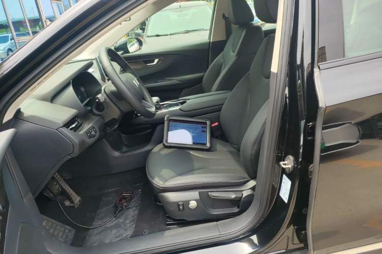 Used Hongqi E-QM5 2023 Revised Version Basic Travel Edition Left Front Seat