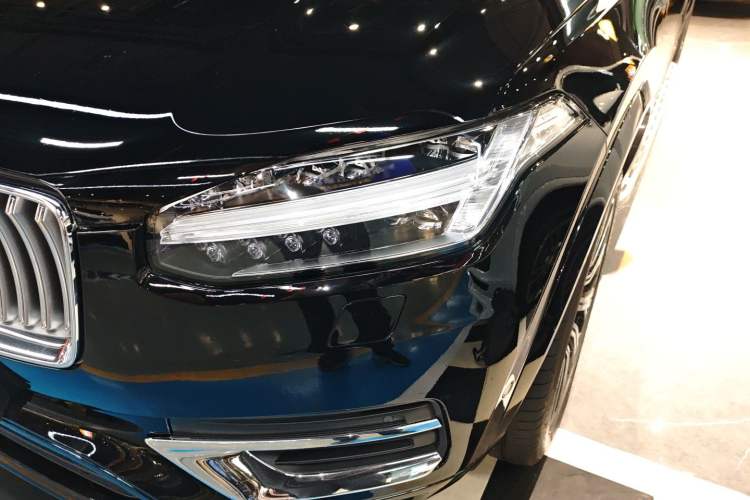 Used Volvo XC90 2021 B6 Luxury Smart Edition 7-Seater Left Front Headlight