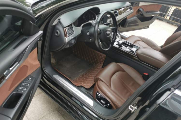 Used Audi A8 2017 A8L 45 TFSI quattro Comfort model
