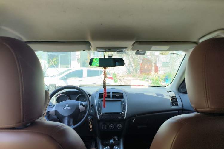 Used Mitsubishi ASX 2011 2.0 Front-Wheel-Drive Xuan Yue Version