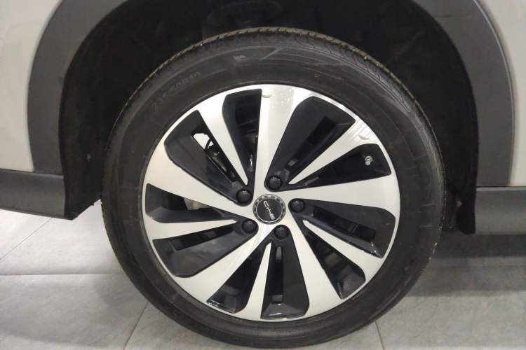 Used BYD Song PLUS New Energy 2024 Honor Edition EV 520km Luxury Model
