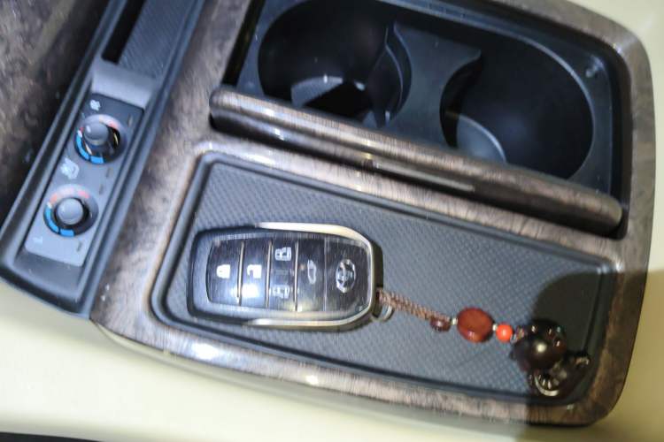 Used Toyota Alphard 2020 Dual-Engine 2.5L Prestige Edition