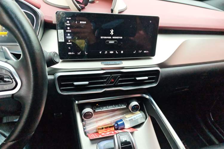 Used Geely Auto Coolray 2019 Sport Model 260T DCT Patrol China V Standard