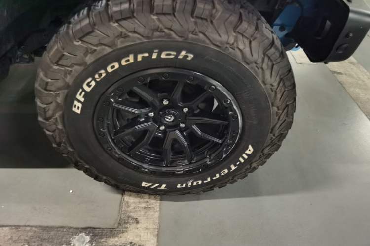 Used Jeep Wrangler New Energy 2021 Four-Door 2.0T 4xe Sahara Right Front Wheel Hub