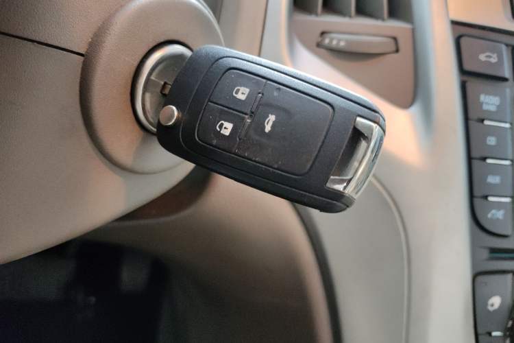 Used Buick GT 2012 GT 1.6L Automatic Fashion Edition Vehicle Key