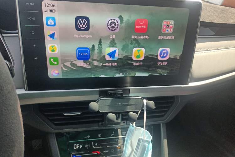 Used Volkswagen Bora 2023 280TSI DSG Prestige Edition Audio And AC Panel