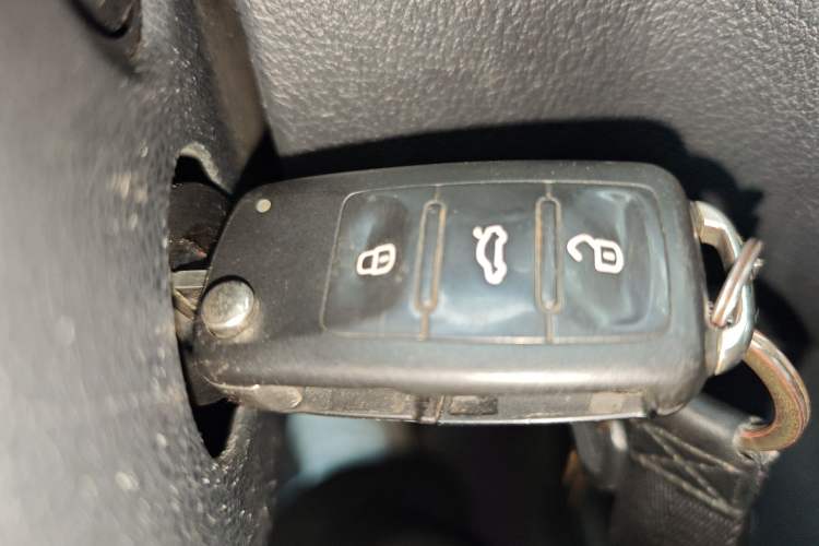 Used Volkswagen Tiguan 2015 1.8TSI Automatic Two-Wheel Drive Trend Edition Vehicle Key