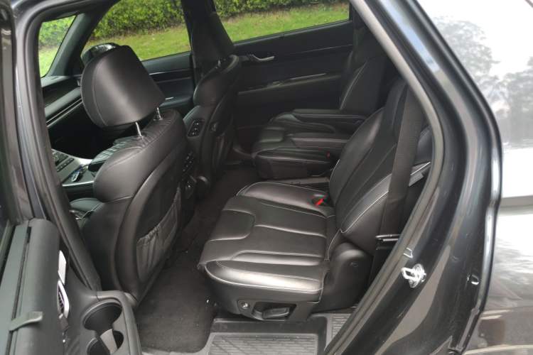 Used Hyundai Palisade 2023 3.5L Automatic All-Wheel Drive Calligraphy