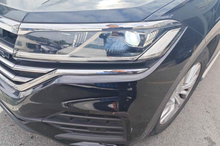 Used Volkswagen Touareg 2021 2.0 TSI Flagship Special Edition Left Front Headlight