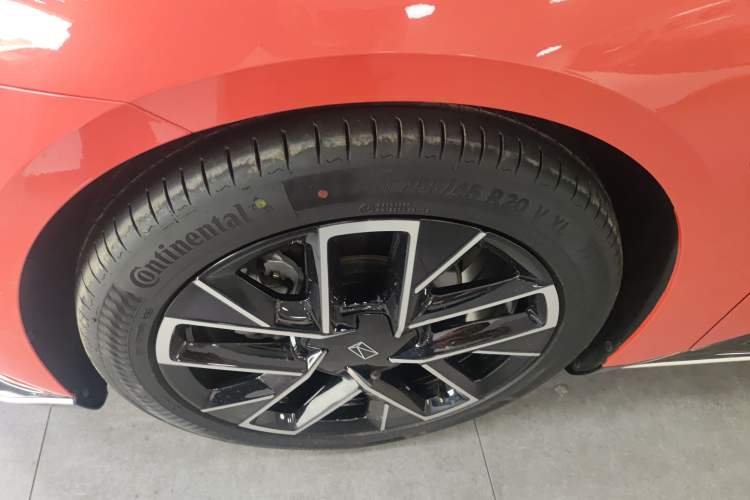 Used Avatr 06 2025 Pro Range-Extended Edition