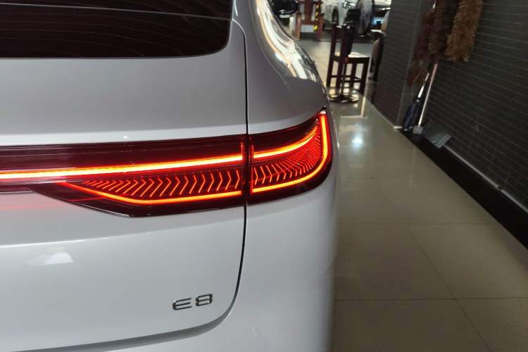 Used Geely Galaxy E8 2025 700 km Long-Range Intelligent Driving Version