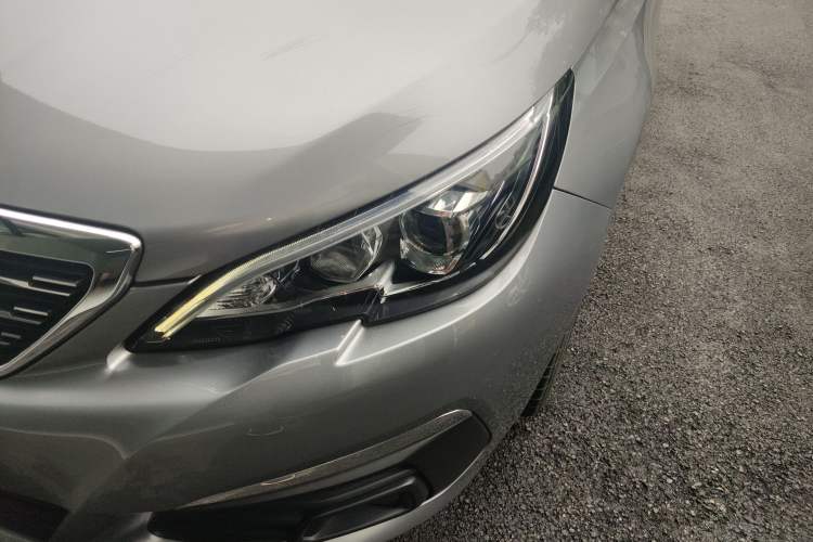 Used Peugeot 308 2018 1.6L Automatic Luxury Edition Left Front Headlight