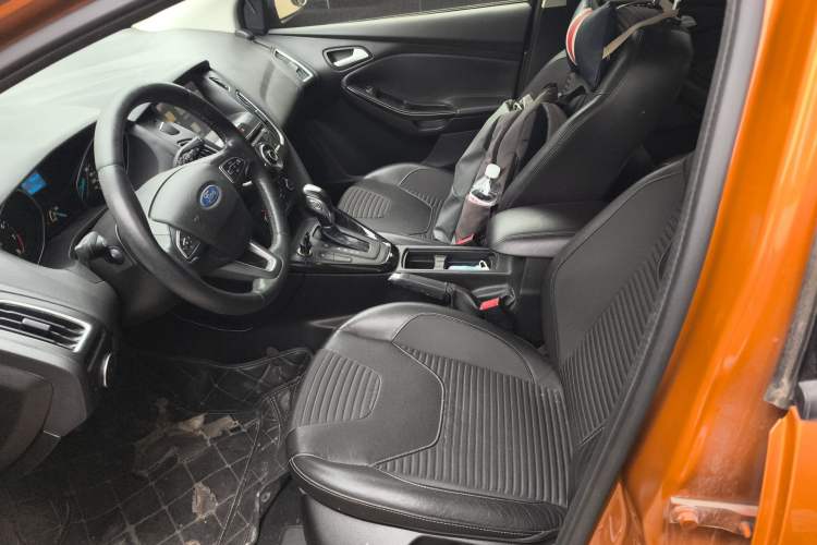 Used Ford Focus 2015 Hatchback EcoBoost 125 Automatic Supreme Style Edition
