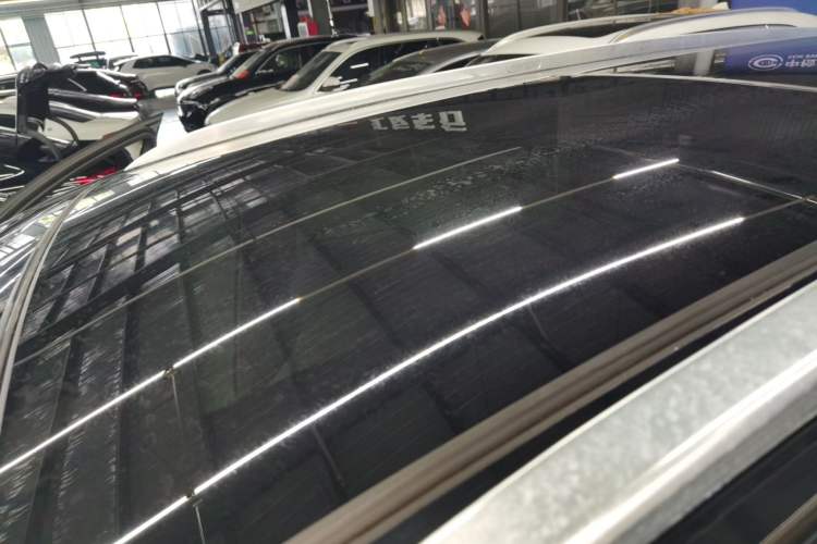 Used Mercedes-Benz R-Class 2015 R 320 4MATIC Luxury Model