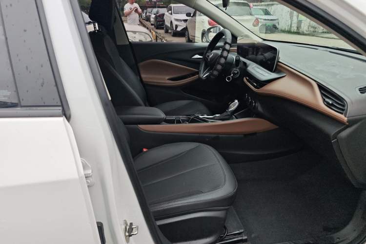 Used Buick Verano 2022 Pro 533T Enjoyment Edition Right Front Seat