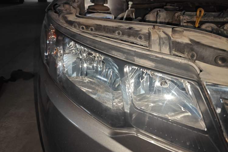 Used Kia Forte 2011 1.6L MT GL Right Front Headlight