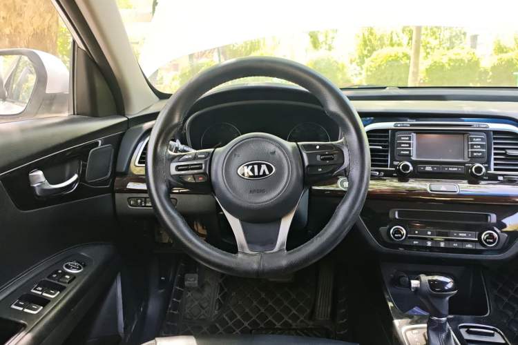 Used Kia K4 2014 1.8L Automatic GLS
