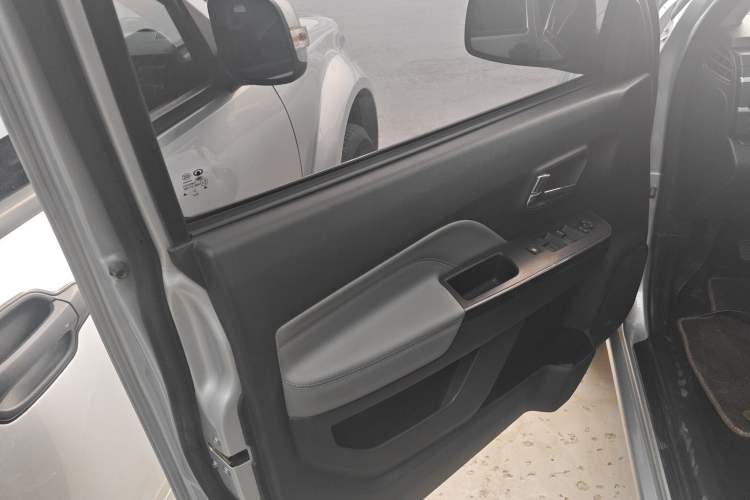 Used Great Wall Wingle 5 2023 2.0T Diesel Two-Wheel Drive Advanced Big Double
