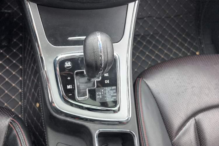 Used Baojun 560 2016 1.8L iAMT Luxury Model