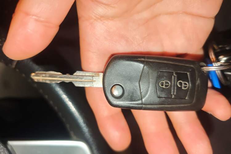 Used Bestune B50 2013 1.6L manual luxury version
