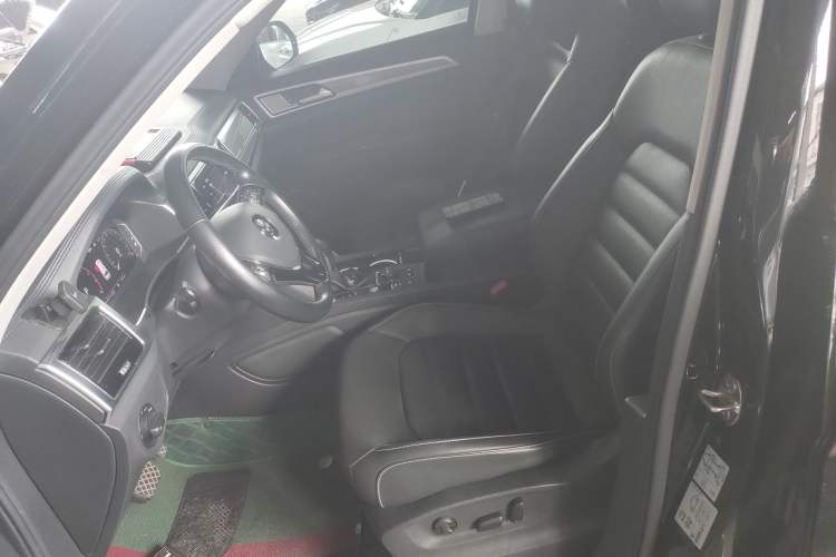 Used Volkswagen Teramont 2020 Revised Version 530 V6 Four-Wheel Drive Luxury Edition