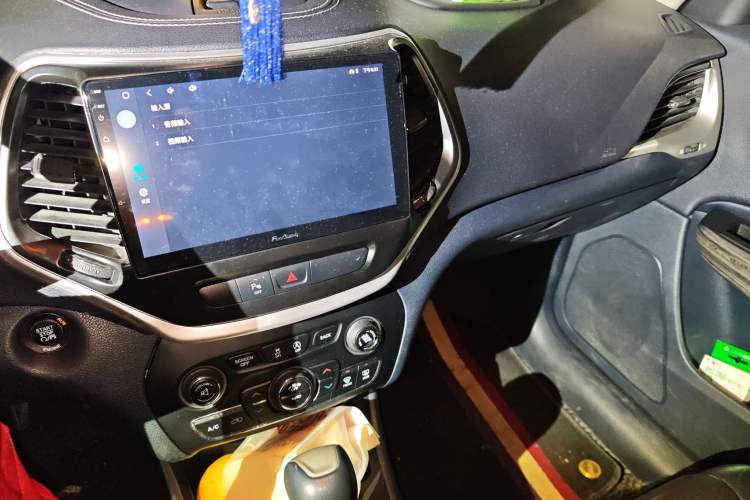 Used Jeep Cherokee 2016 2.4L Leading Edition