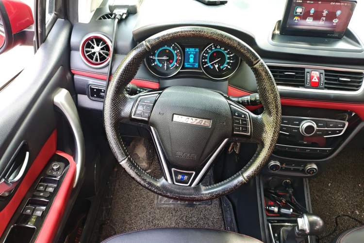 Used Haval H1 2016 Revised Version Blue Badge 1.5L AMT Comfort Edition Steering Wheel