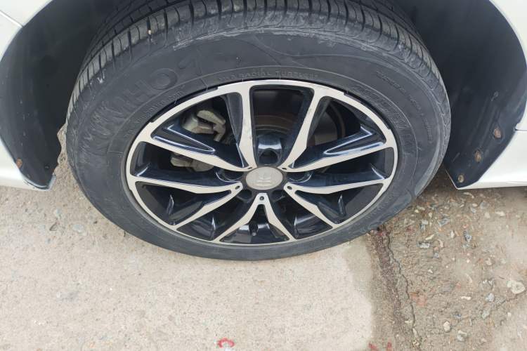 Used BYD Song MAX 2017 1.5T Automatic Smart Connect Luxury 7-Seater
