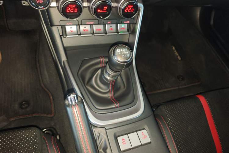 Used Subaru BRZ 2022 2.4L Manual Version
