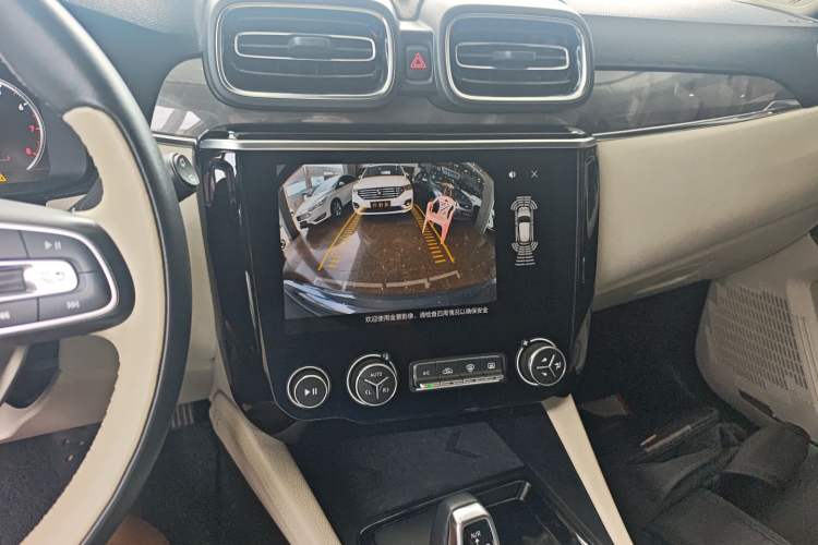 Used Lynk & Co 02 2018 1.5T DCT Two-Wheel Drive Zhaopu Version China V Standard Audio And AC Panel