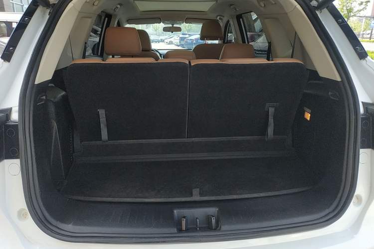 Used Sinotruk VGV U75PLUS 2021 2.0 TGDI Fun-Seeking Mountain Edition 7 Seats Trunk