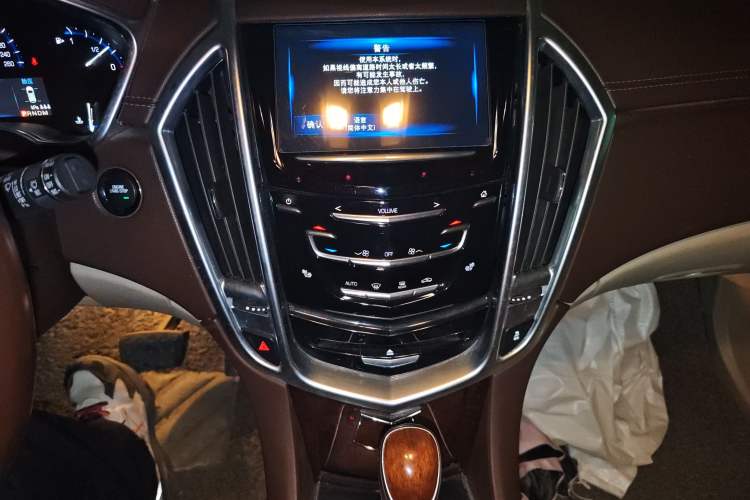 Used Cadillac SRX 2014 3.0L Elite Model