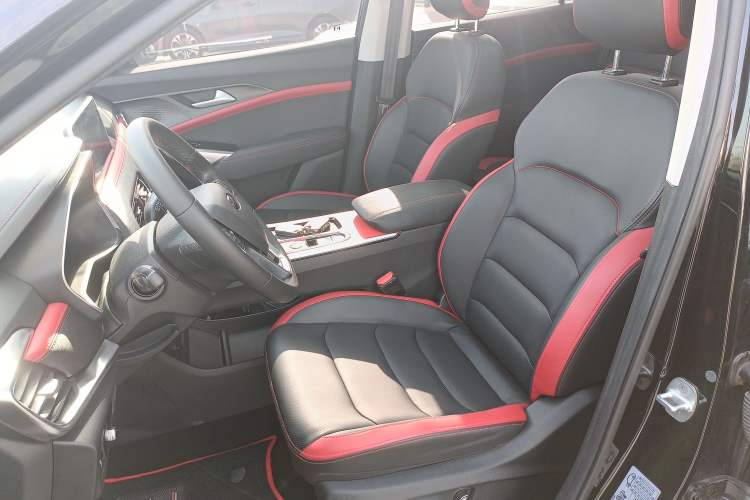 Used SOL X8 2021 300T DCT Luxury Smart Connect Edition 6 Seats