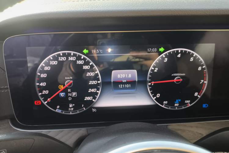 Used Mercedes-Benz E-Class 2019 E 300 L Luxury Model
