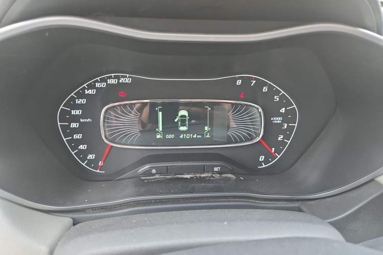 Used Baojun 510 2017 1.5L Manual Fashion Model
