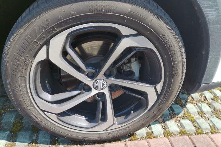 Used MG Pilot 2021 300TGI Automatic Two-Wheel Drive Fuel-Efficient Luxury Edition