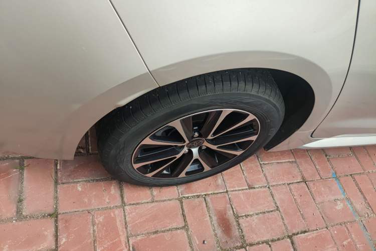 Used Toyota Levin 2023 185T CVT Luxury Edition Right Rear Wheel Hub