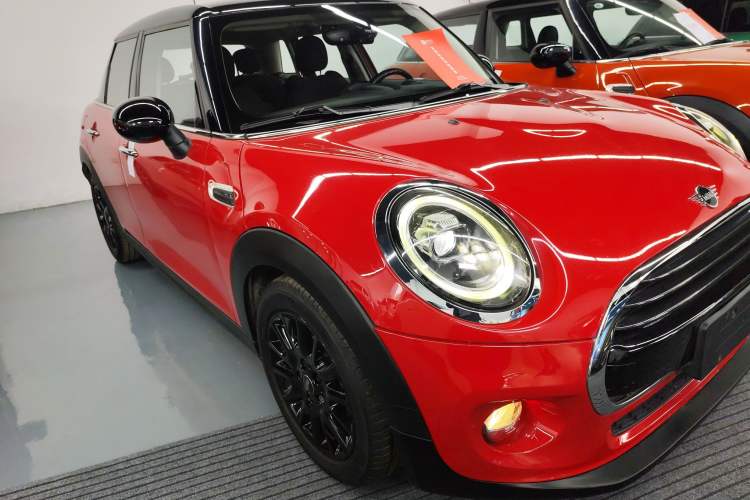Used MINI 2019 1.5T COOPER Classic Edition Five-Door Version
